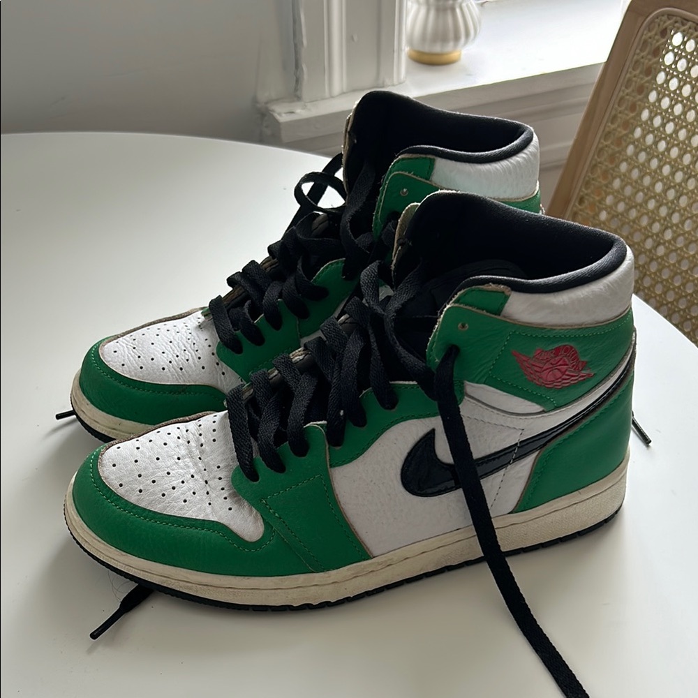 Air Jordan 1 Retro High OG ‘Lucky Green’